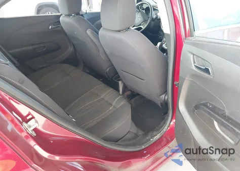 2020 Chevrolet Sonic Fwd Lt from USA, damaged, VIN 1G1JD5SB5L4125022